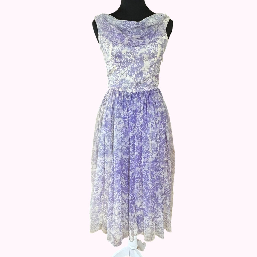 Vintage 1950s Floral Fit and Flare Dress Purple White Extra Small - Picture 12 of 12